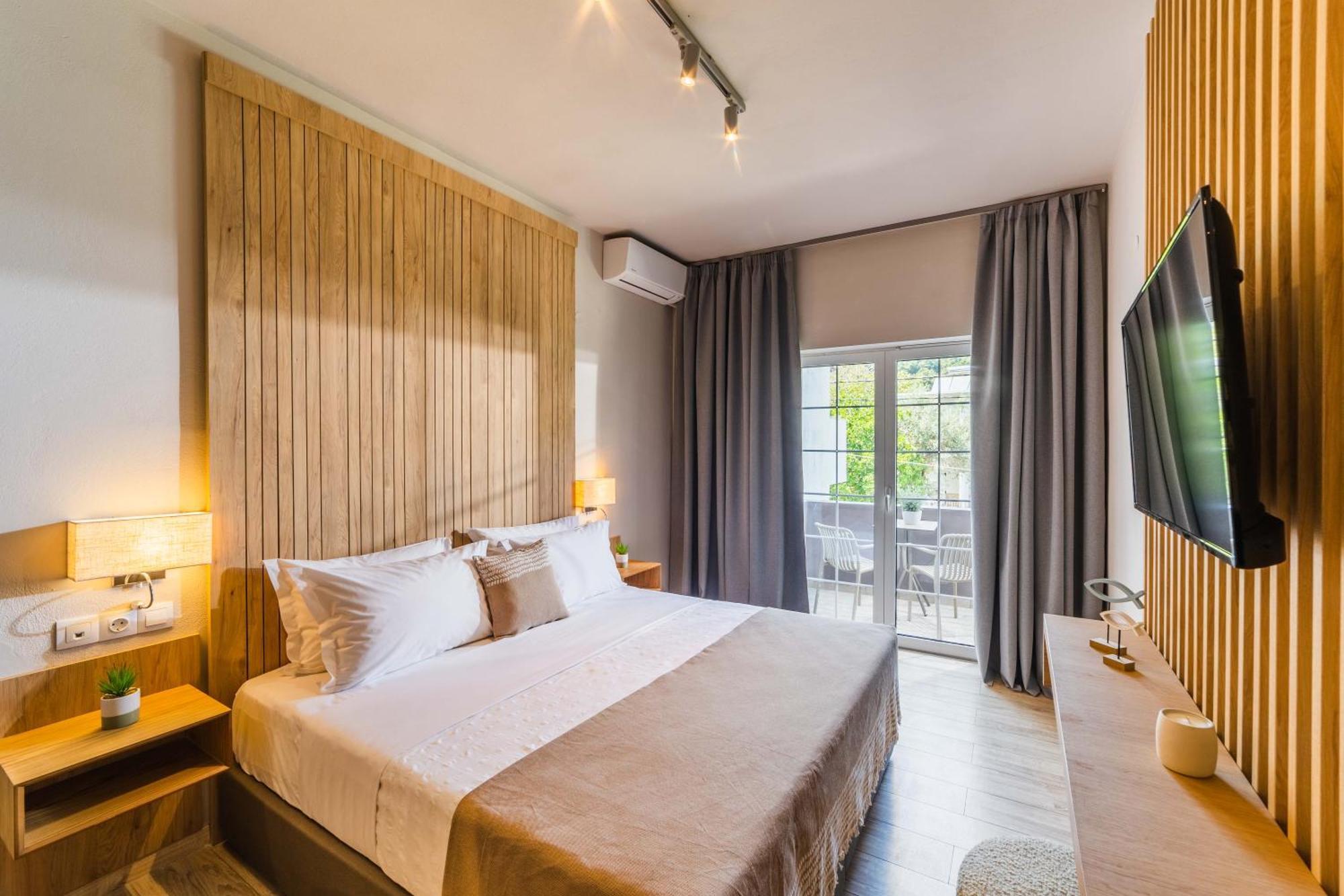 Skiathos Thalassa Cape Hotel, Philian And Hotel Megali Ammos (Skiathos)