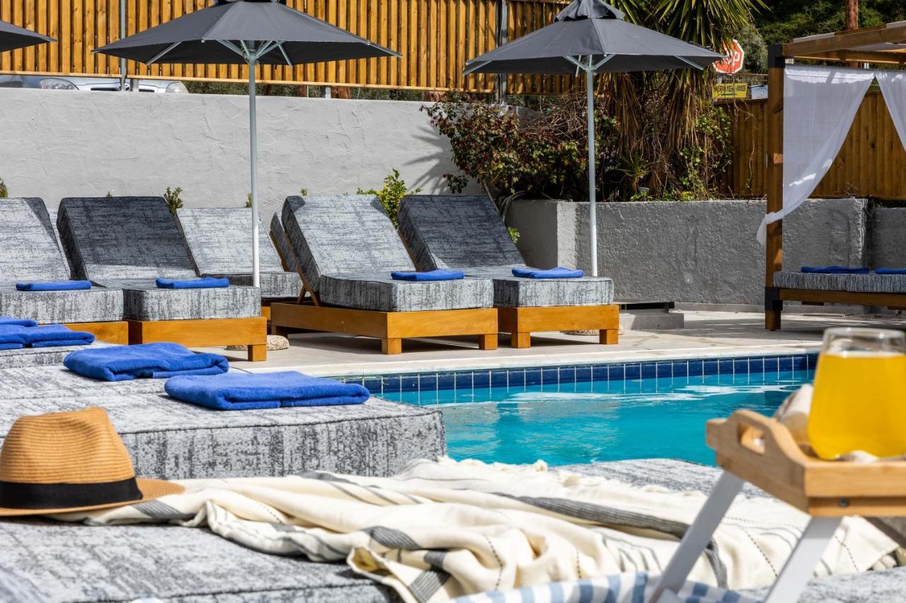 Skiathos Thalassa Cape Hotel, Philian And